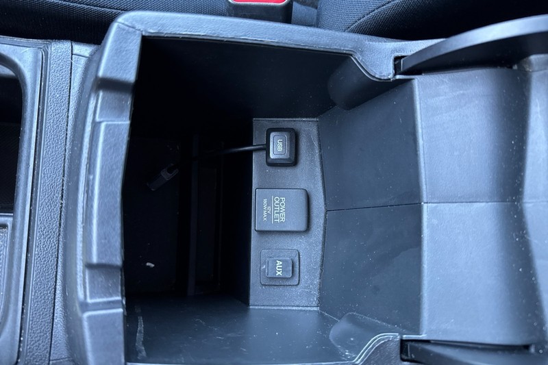 Honda CR-V Vehicle Full-screen Gallery Image 31