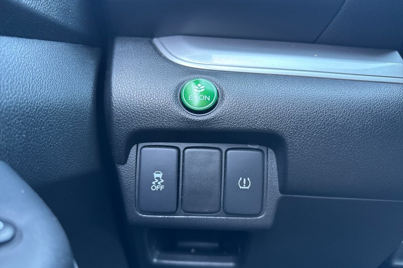 Honda CR-V Vehicle Full-screen Gallery Image 40
