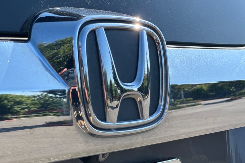 Honda CR-V Vehicle Full-screen Gallery Image 47