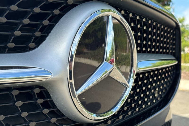 Mercedes-Benz CLA Vehicle Full-screen Gallery Image 46