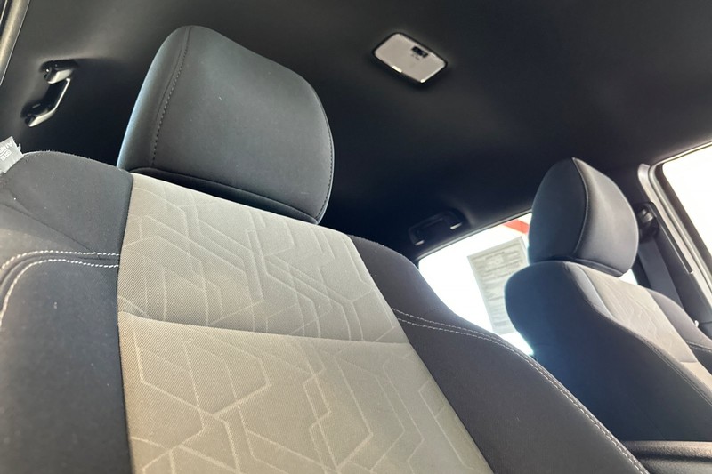 Toyota Tacoma 4WD Vehicle Full-screen Gallery Image 20