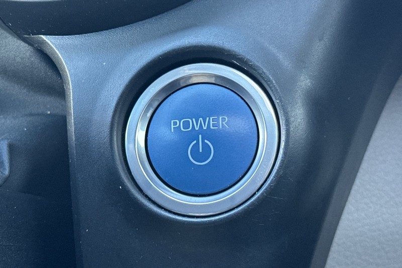 Toyota Sienna Vehicle Full-screen Gallery Image 36