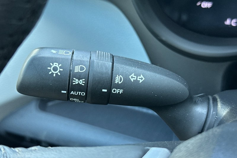 Toyota Sienna Vehicle Full-screen Gallery Image 39