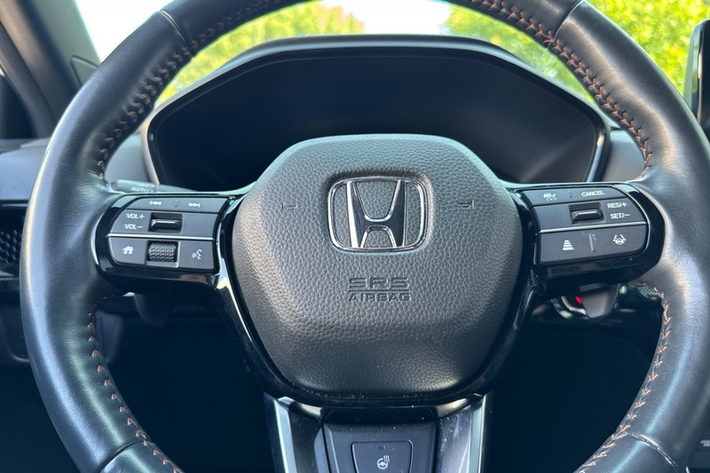Honda CR-V Hybrid Vehicle Full-screen Gallery Image 35