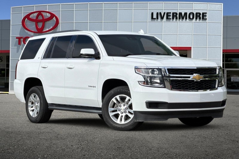 Chevrolet Tahoe Vehicle Full-screen Gallery Image 02