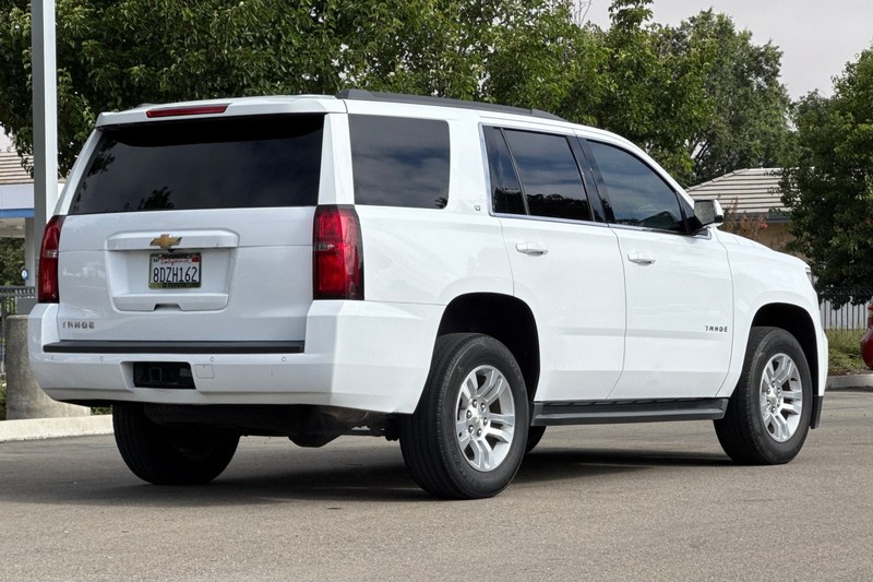 Chevrolet Tahoe Vehicle Full-screen Gallery Image 04