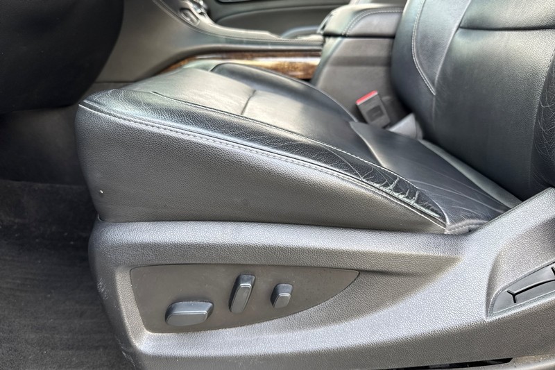 Chevrolet Tahoe Vehicle Full-screen Gallery Image 13