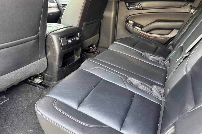Chevrolet Tahoe Vehicle Full-screen Gallery Image 14
