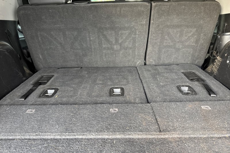 Chevrolet Tahoe Vehicle Full-screen Gallery Image 17