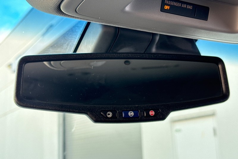 Chevrolet Tahoe Vehicle Full-screen Gallery Image 26