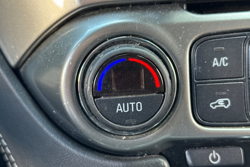 Chevrolet Tahoe Vehicle Full-screen Gallery Image 30