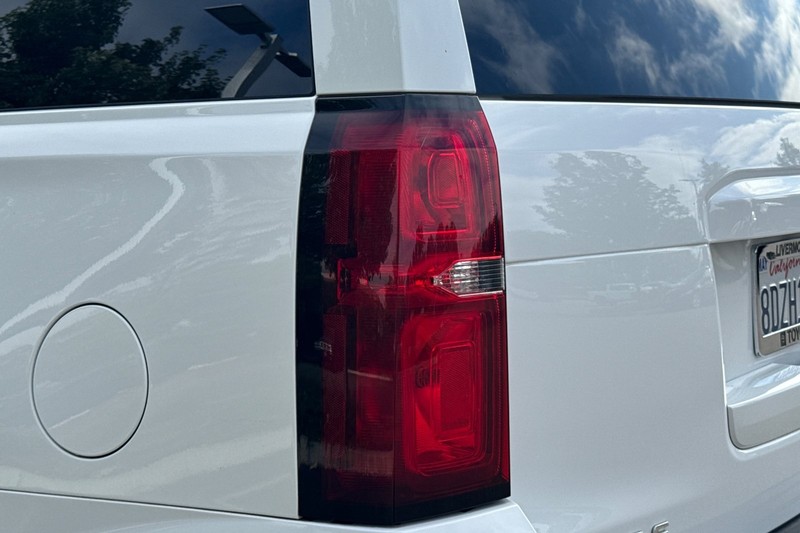 Chevrolet Tahoe Vehicle Full-screen Gallery Image 48