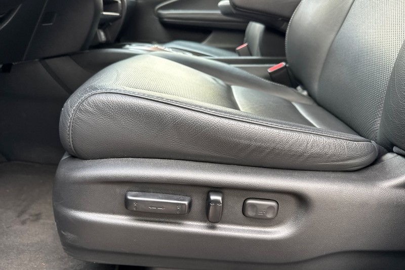 Honda Passport Vehicle Full-screen Gallery Image 13
