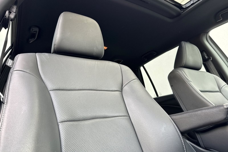 Honda Passport Vehicle Full-screen Gallery Image 20