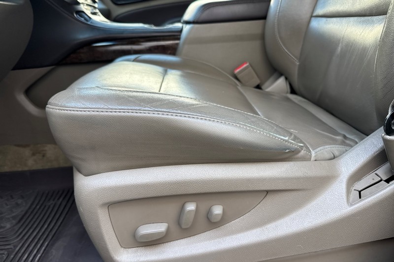 Chevrolet Tahoe Vehicle Full-screen Gallery Image 13
