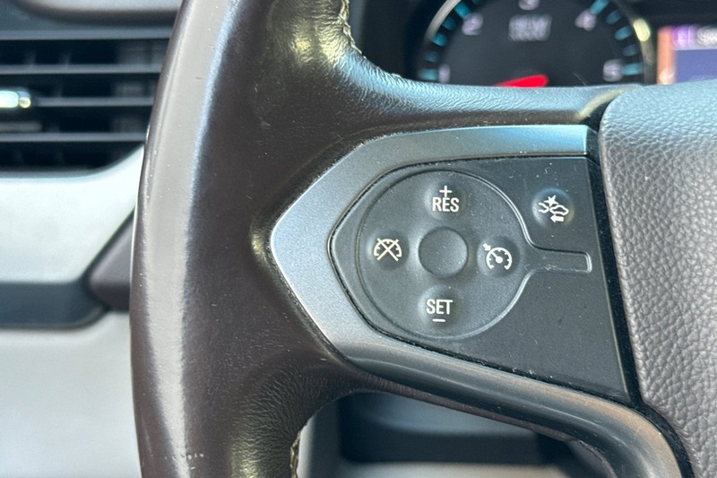 Chevrolet Tahoe Vehicle Full-screen Gallery Image 33
