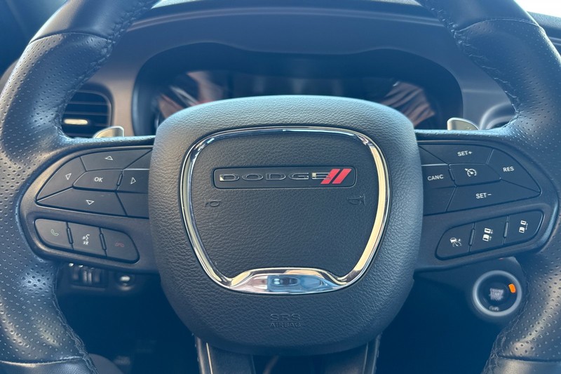 Dodge Charger Vehicle Full-screen Gallery Image 33