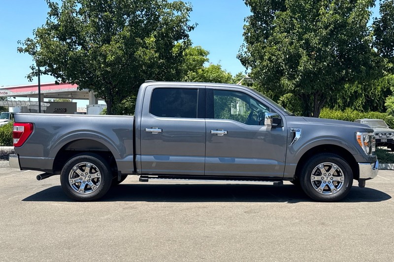 Ford F-150 Vehicle Full-screen Gallery Image 03