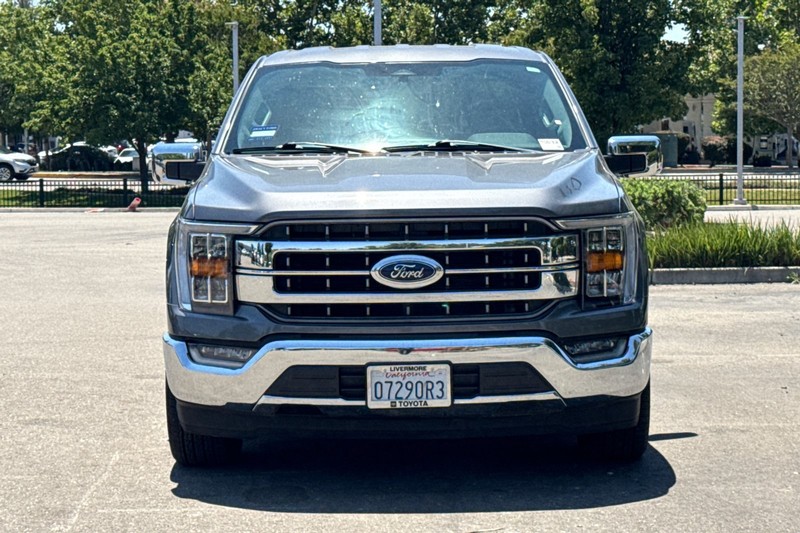 Ford F-150 Vehicle Full-screen Gallery Image 09