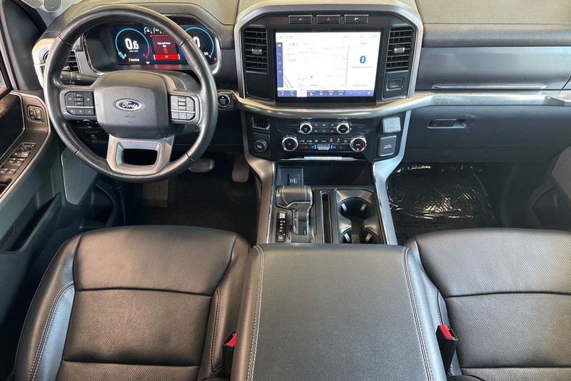 Ford F-150 Vehicle Full-screen Gallery Image 15