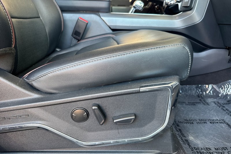 Ford F-150 Vehicle Full-screen Gallery Image 22