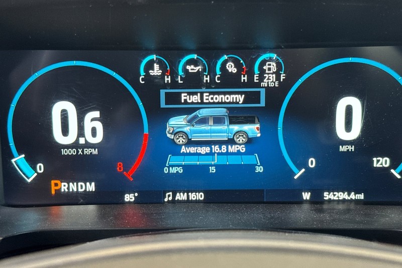 Ford F-150 Vehicle Full-screen Gallery Image 37