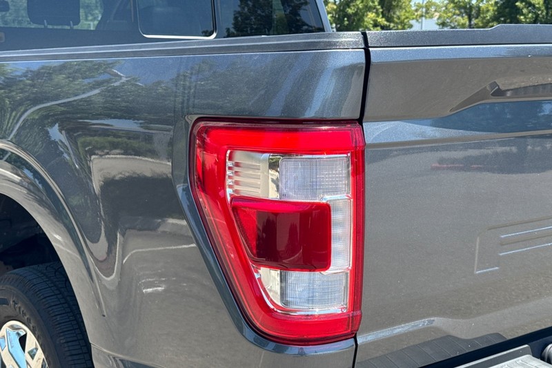 Ford F-150 Vehicle Full-screen Gallery Image 47