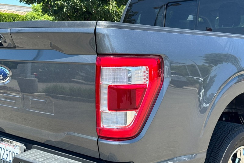 Ford F-150 Vehicle Full-screen Gallery Image 49