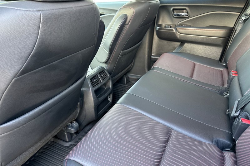 Honda Ridgeline Vehicle Full-screen Gallery Image 14