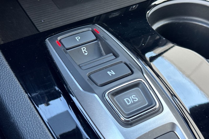 Honda Ridgeline Vehicle Full-screen Gallery Image 32