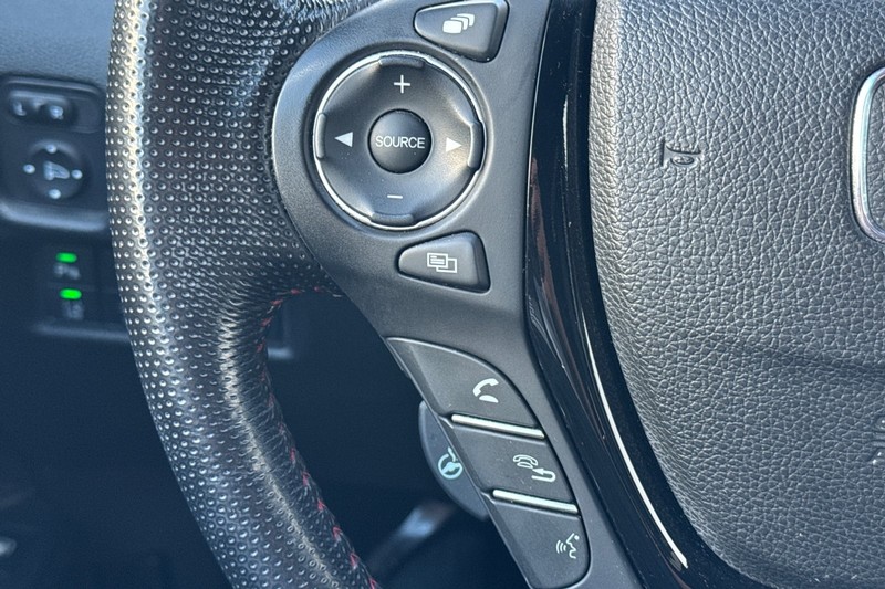 Honda Ridgeline Vehicle Full-screen Gallery Image 35