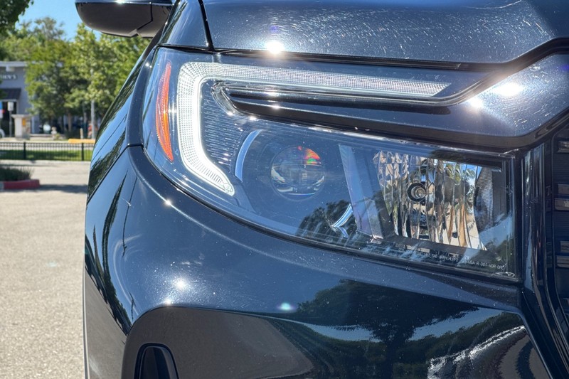 Honda Ridgeline Vehicle Full-screen Gallery Image 46