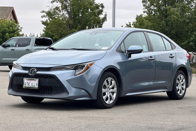 Toyota Corolla Vehicle Full-screen Gallery Image 08