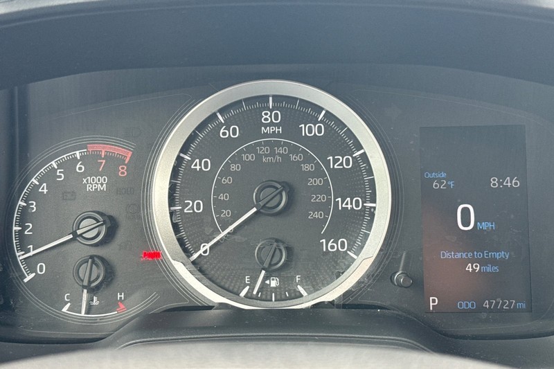 Toyota Corolla Vehicle Full-screen Gallery Image 37