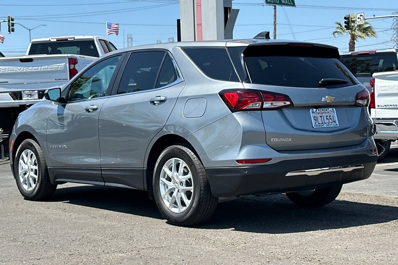 Chevrolet Equinox Vehicle Full-screen Gallery Image 06