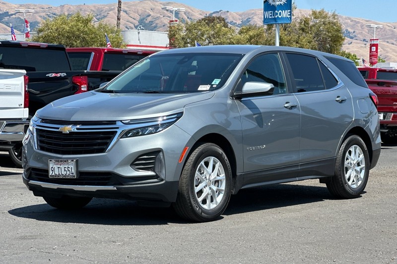 Chevrolet Equinox Vehicle Full-screen Gallery Image 08
