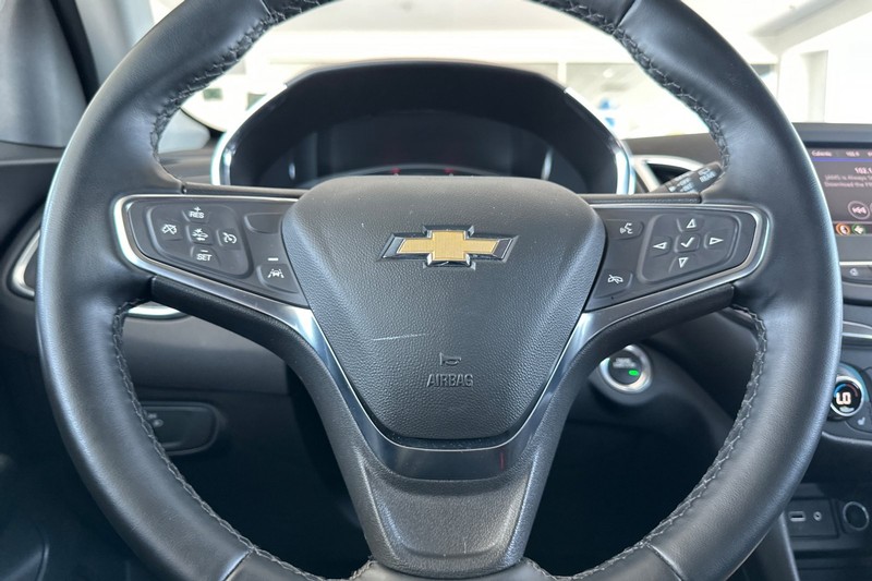 Chevrolet Equinox Vehicle Full-screen Gallery Image 35