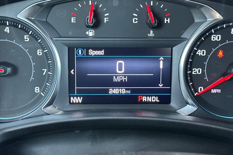 Chevrolet Equinox Vehicle Full-screen Gallery Image 41