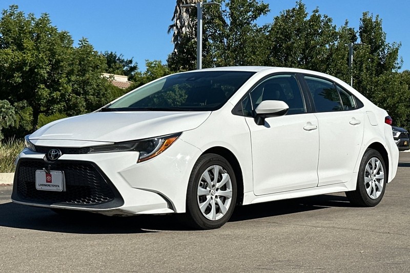 Toyota Corolla Vehicle Full-screen Gallery Image 08