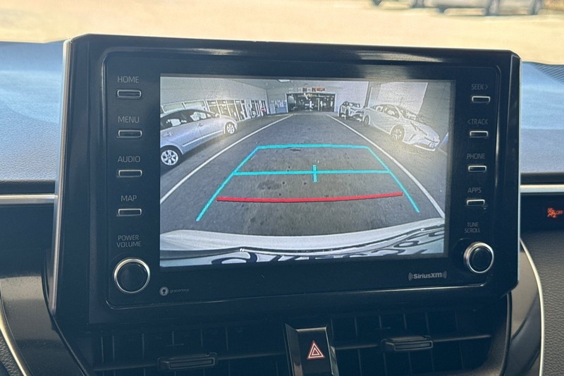 Toyota Corolla Vehicle Full-screen Gallery Image 42