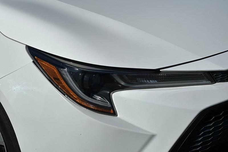Toyota Corolla Vehicle Full-screen Gallery Image 45