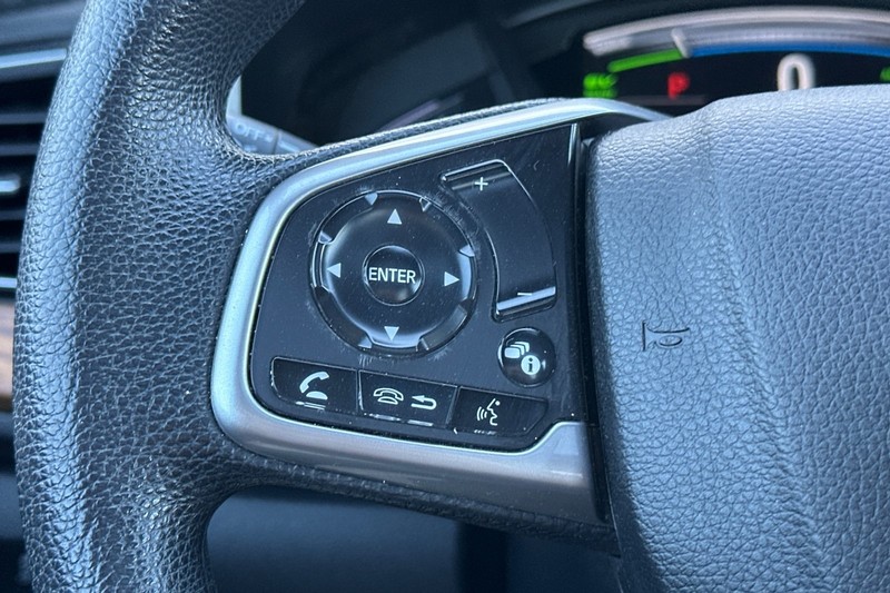 Honda CR-V Hybrid Vehicle Full-screen Gallery Image 35