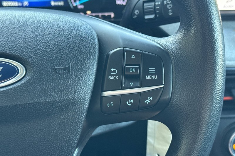 Ford Maverick Vehicle Full-screen Gallery Image 37