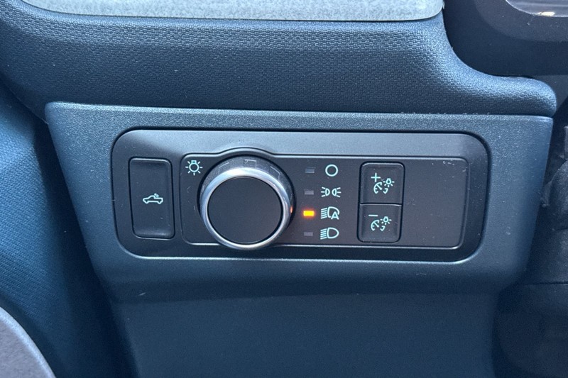 Ford Maverick Vehicle Full-screen Gallery Image 41