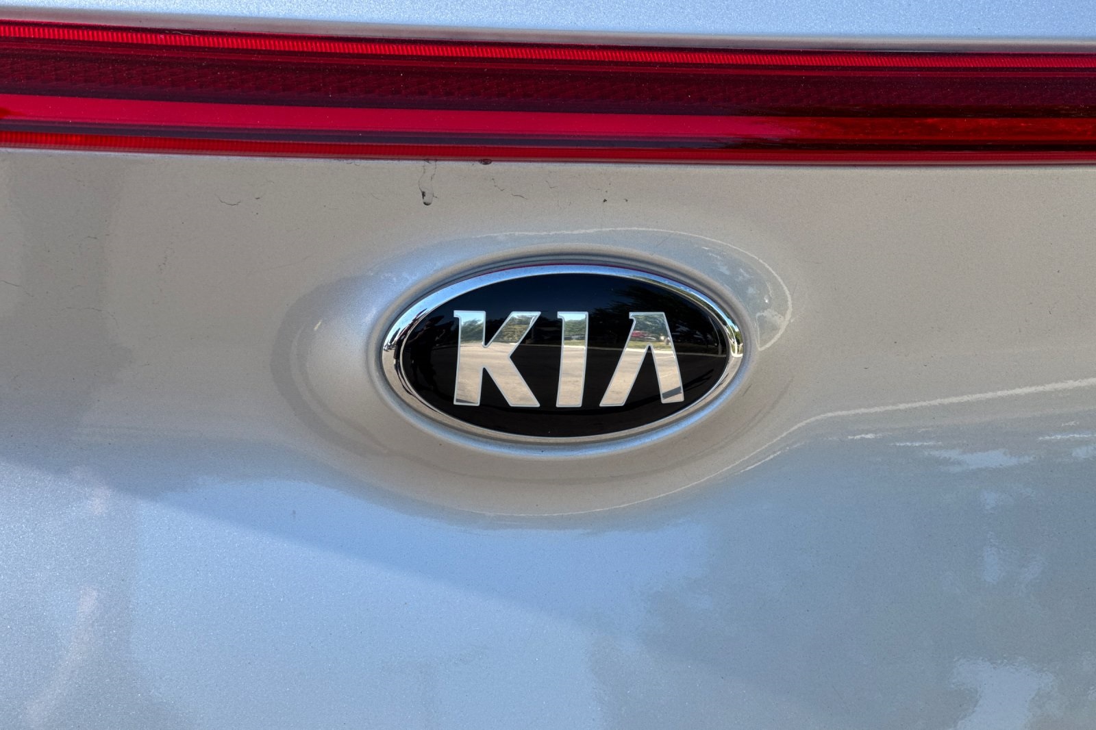 Kia Sportage Vehicle Full-screen Gallery Image 48