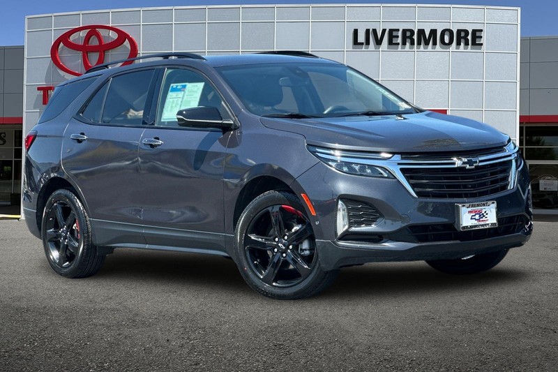 Chevrolet Equinox Vehicle Full-screen Gallery Image 02