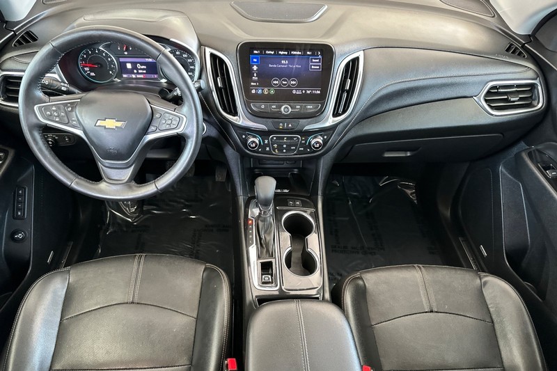Chevrolet Equinox Vehicle Full-screen Gallery Image 15