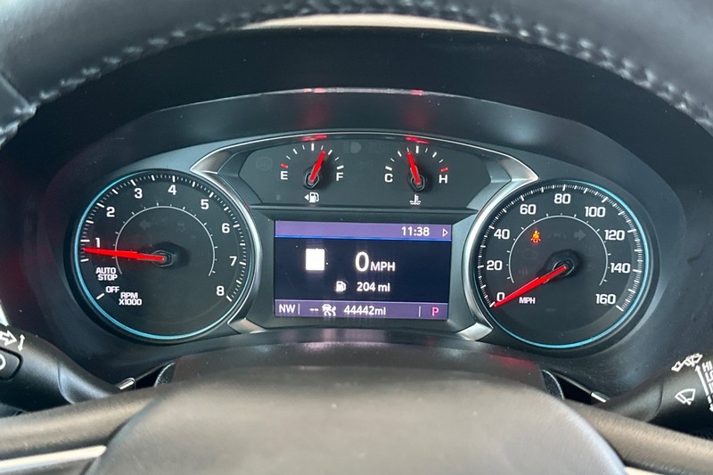 Chevrolet Equinox Vehicle Full-screen Gallery Image 40