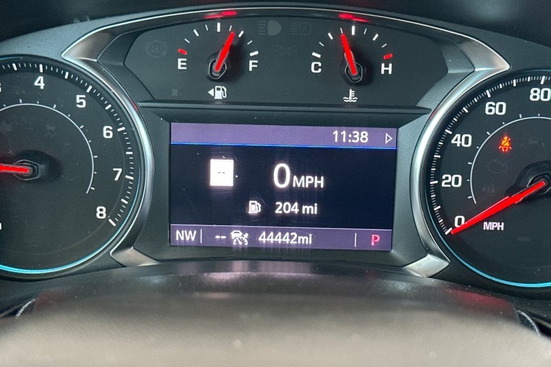Chevrolet Equinox Vehicle Full-screen Gallery Image 41