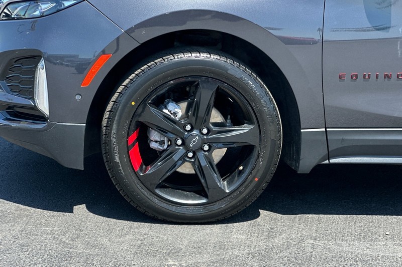 Chevrolet Equinox Vehicle Full-screen Gallery Image 47